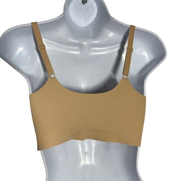 True & Co. True Body Scoop Neck Bra Womens XS Nude Removable Pads Adjustable - Picture 2 of 6